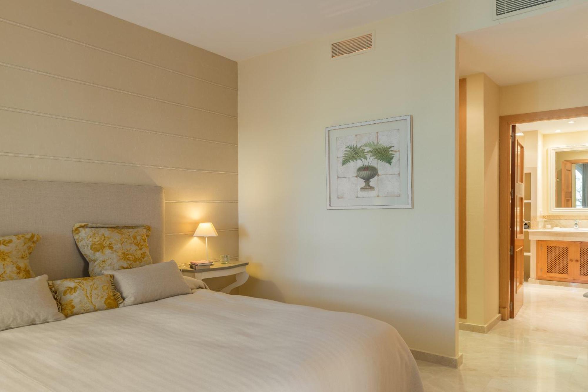 Resort Villas Andalucia بينالوب كاساس فِييخاس الغرفة الصورة