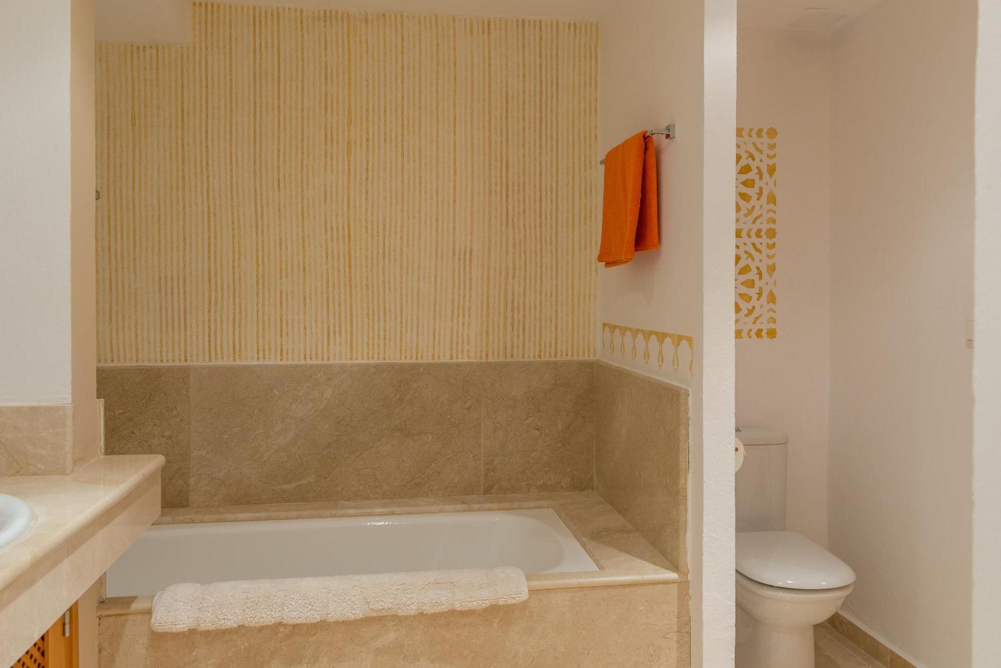 Resort Villas Andalucia بينالوب كاساس فِييخاس الغرفة الصورة